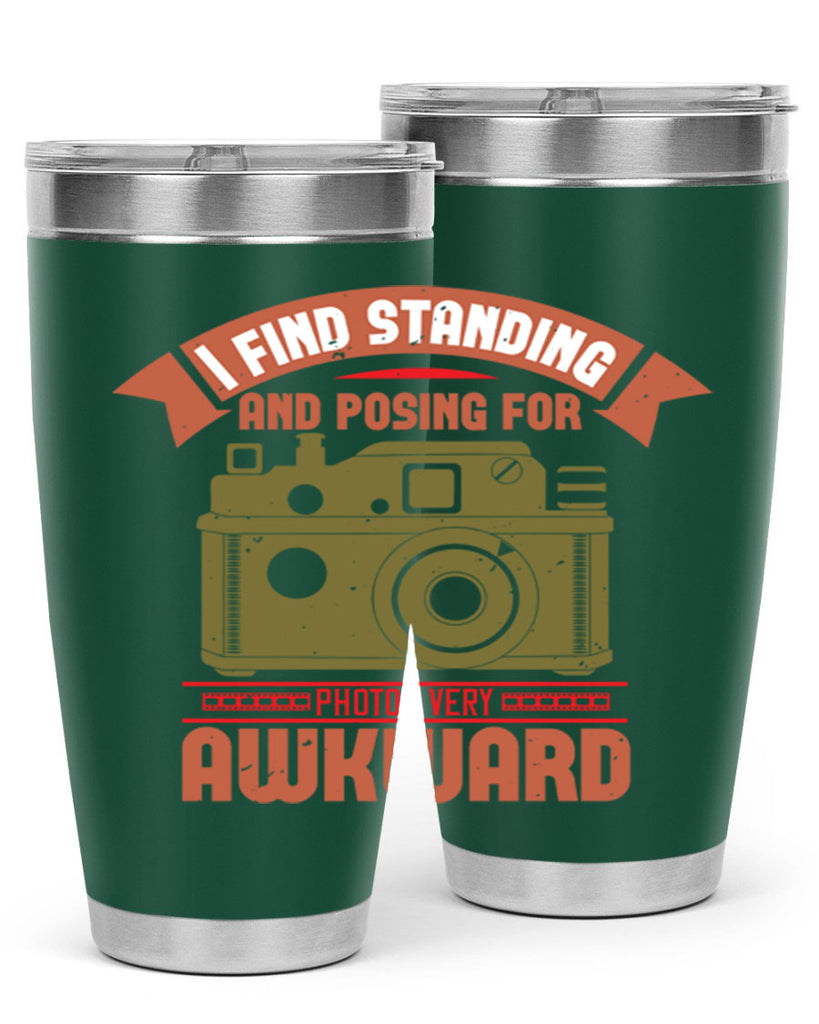 i find standing and posing for photos very awkward 37#- photography- Tumbler